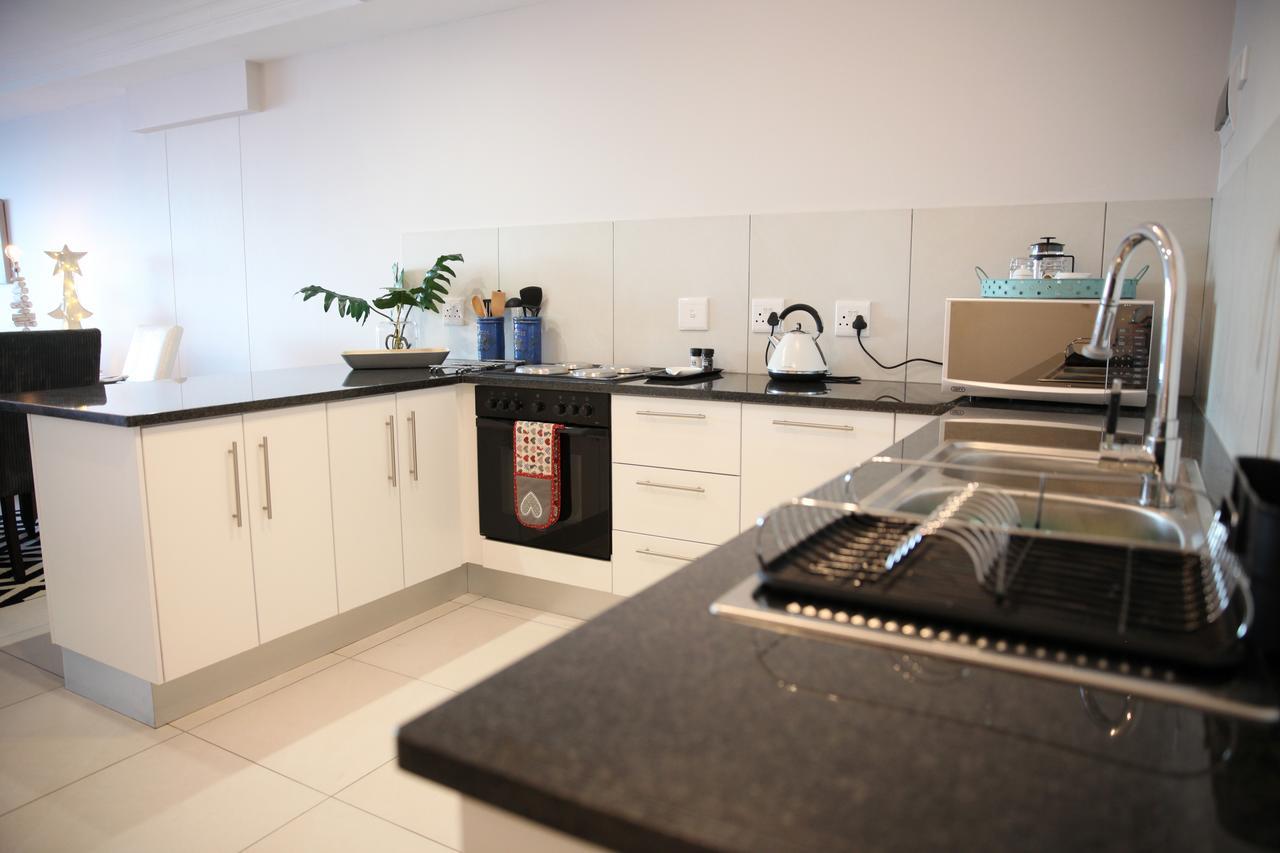 View At The Bay 4 Apartment Mossel Bay Bagian luar foto